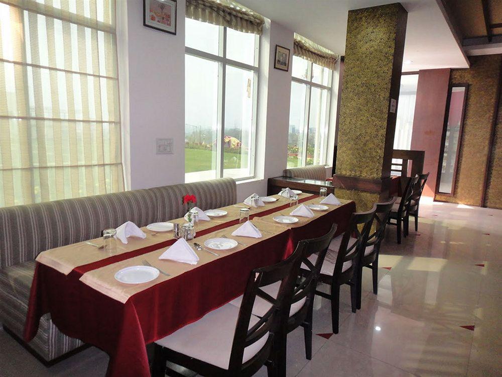 Orange Resort Baddi Екстер'єр фото