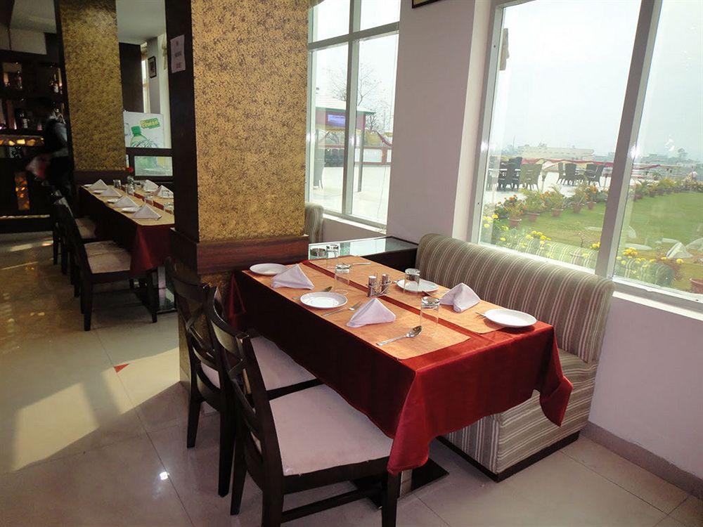 Orange Resort Baddi Екстер'єр фото