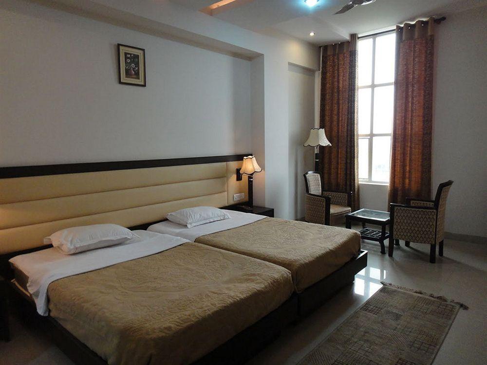 Orange Resort Baddi Екстер'єр фото